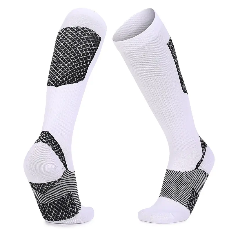 Can custom logo design oem gym good quality printing men outdoor Athletic running Adult Cotton Crew Sports Socks with logo