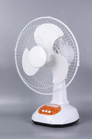 Ventilateur de bureau rechargeable en plastique avec refroidissement par air LED 9V AC/DC, commande mécanique, alimenté par batterie solaire pour une utilisation en voiture et à l'hôtel