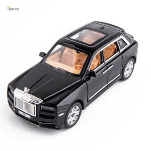 1/32 échelle alliage modèle <span class=keywords><strong>voiture</strong></span> moulé sous pression <span class=keywords><strong>voiture</strong></span> jouets avec lumière et son 6 portes ouvertes tirer arrière alliage <span class=keywords><strong>voiture</strong></span> pour enfants cadeaux - Product Image 2