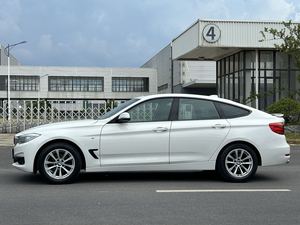 2016 <span class=keywords><strong>BMW</strong></span> Série 3 GT Sedan Voitures à direction gauche foncée à essence <span class=keywords><strong>320i</strong></span> 5 portes 5 places d'occasion pour adultes - Product Image 2