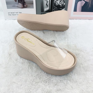 Nueva moda de verano 2025, parte inferior gruesa, pendiente de tacón alto versátil con sandalias multicolores transparentes de una correa, zapatillas para mujer - Product Image 4