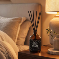 Diffuseur de parfum haut de gamme France, ensemble de diffuseurs à bâtonnets en verre brun avec bâtonnets noirs pour la décoration intérieure, diffuseur d'arômes de luxe OEM/ODM