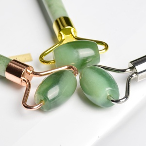 Rouleau de jade grattage du visage masseur d'acupuncture nouvel usage domestique Gua Sha pour la conception de <span class=keywords><strong>Plaid</strong></span> de Massage méridien du visage - Product Image 4