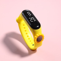 Montre-bracelet en Silicone pour enfants, numérique, LED, tactile, de dessin animé, bon marché, personnalisée, pour garçons et filles, promo, à la mode