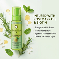 Mousse per Capelli Biologica ad Asciugatura Rapida, Forte Tenuta, Volumizzante e Lucidante con Rosmarino e Menta, per Definizione dei Ricci e Controllo dell'Effetto Crespo
