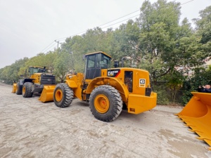 Chargeuse sur pneus Caterpillar Cat 966h d'occasion en bon état, chargeuses CAT966H d'occasion à vendre à prix avantageux - Product Image 2