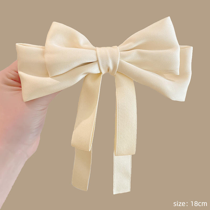 3 white bows