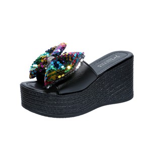 Sandalias de cuña para mujer, nuevas de verano, talla grande para el extranjero, suela gruesa con lentejuelas y lazos, para uso europeo y americano. - Product Image 5
