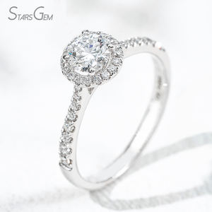 แหวนหมั้นเพชรทรงกลมเจียระไนแบบบริลเลียนท์ 0.78 กะรัต 5.26 มม. เพชรเลี้ยงในห้องปฏิบัติการ ทองคำขาว 18K ประดับด้วยเพชรแบบฮาโล คลาสสิก สี D น้ำหนัก 2.72 กรัม - Product Image 2