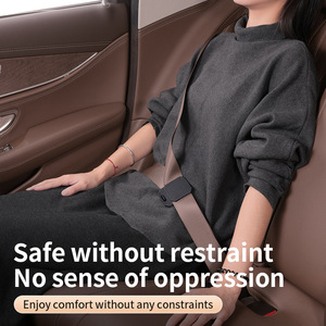 कार सीट बेल्ट धारक बच्चों के बेल्ट एडसर एंटी-गला घोंटने वाले स्टॉपर सीट बेल्ट जारी बकल सार्वभौमिक मानक फिट - Product Image 2