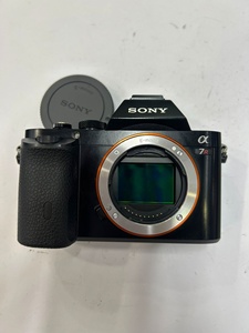 Buen Precio, Cámara Sony Alpha 7R (ILCE-7R) <span class=keywords><strong>de</strong></span> Fotograma Completo y 36MP, Solo Cuerpo, Nivel Básico, con <span class=keywords><strong>Tarjeta</strong></span> SD - Product Image 5