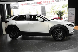 Mazda en Oferta, Changan Mazda <span class=keywords><strong>CX</strong></span>-<span class=keywords><strong>30</strong></span> 2024, Sedán de 5 Puertas y 5 Asientos, Vehículo Usado con Volante a la Izquierda, SUV de Gasolina a <span class=keywords><strong>Precio</strong></span> Económico - Product Image 4