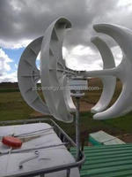 Nouvelle conception 500W 1000W 12V 24V Générateur d'éoliennes à axe vertical rouge Système d'énergie hybride éolien solaire pour ferme