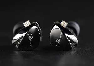 CCA Polaris Interrupteur de réglage à 4 niveaux Moniteurs intra-auriculaires Double cavité Pilote dynamique Écouteurs filaires Écouteurs Hifi à réduction de bruit - Product Image 6