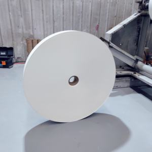 กระดาษเคลือบ PE สำหรับทำแก้วกาแฟแบบม้วน วัตถุดิบคุณภาพสูงสำหรับแก้วกาแฟ - Product Image 1