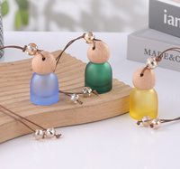 Bouteille de parfum suspendue en verre dépoli à dégradé de couleurs pour voiture, flacon vide pour huile aromatique avec cordon pendentif