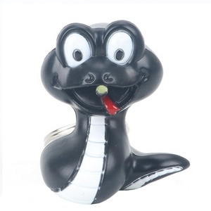 Porte-clés en plastique avec lumière LED en forme de serpent créatif cadeau promotionnel pour les enfants avec effet sonore sifflant - Product Image 2