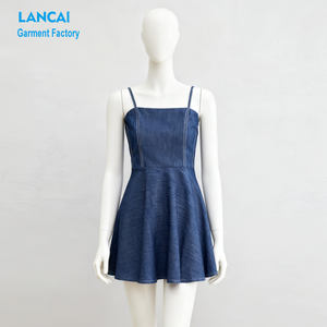 Fabricant de vêtements en gros – Robe d'été sans manches en coton à col en V, personnalisable avec marque privée, style étagé, et robe longue - Product Image 1