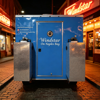 Remorque alimentaire commerciale avec porte arrière et comptoir grill plat pour hamburgers au marché de nuit de San Francisco