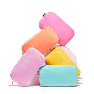 Bolsa de maquillaje personalizada BSCI, bolsa de cosméticos de nailon sólido transparente por sublimación para mujer - Product Image 2