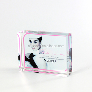 Beaux cadeaux de mariage ou d'anniversaire mémorables personnalisés <span class=keywords><strong>Presse</strong></span>-papiers en verre à cadre photo en cristal - Product Image 2