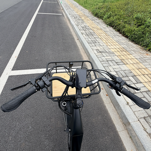 Bicicleta Eléctrica Geobyke C3 con Llantas de 24" y 3.0", 55 km de Autonomía, Cuadro de Aluminio, <span class=keywords><strong>Desviador</strong></span> de 7 Velocidades, Freno Hidráulico, Motor sin Escobillas, Batería de Litio de 48V 15AH - Product Image 2