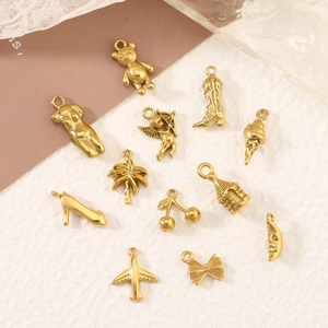 18K placcato <span class=keywords><strong>oro</strong></span> placcato aereo da donna corpo ciliegia stivali da Cowboy occidentale ciondoli in acciaio inox Mini charm fai da te creazione di gioielli - Product Image 3