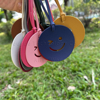 Porte-clés en cuir PU coloré et durable, pendentif de sac mignon en forme de sourire porte-bonheur pour clés de voiture pour femmes