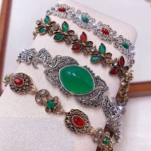 Europeo americano Vintage retrò classico in lega braccialetti esagerati ornamenti a <span class=keywords><strong>mano</strong></span> vecchio palazzo <span class=keywords><strong>d</strong></span>'argento <span class=keywords><strong>oro</strong></span> antico - Product Image 3