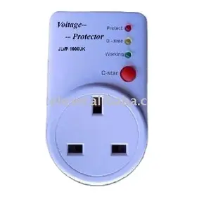 VP1000UK voltage protector socket