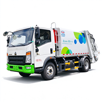 Camion compacteur SINOTRUK HOWO Hanjiang 8CBM 4x2 à chargement arrière hydraulique pour la collecte des déchets et l'assainissement urbain