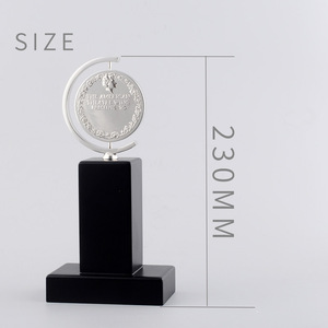 Trophée de <span class=keywords><strong>la</strong></span> <span class=keywords><strong>victoire</strong></span> en métal de 23 cm, trophée créatif en alliage de zinc, trophée Grammy Emmy Tony avec boîte cadeau - Product Image 4