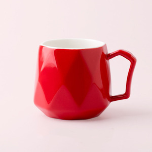 Taza de Café de Cerámica Moderna y Sencilla con Diseño de Diamante Tridimensional - Product Image 5