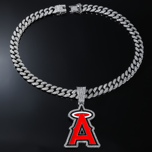 สร้อยคอจี้ตัวอักษร A สีแดงเรียบง่าย ดีไซน์ล้ำสมัย ขายดีประจำปี 2026 สไตล์ฮิปฮอปสุดเทรนด์สำหรับผู้ชาย เครื่องประดับแฟชั่น ขายส่ง - Product Image 2
