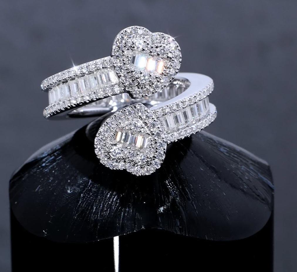 ตามที่แสดงเป็นภาพ