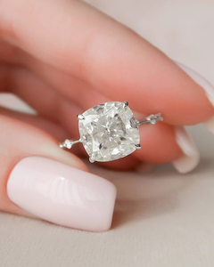 แหวนเพชรเม็ดเดี่ยวทรงบริลเลียนต์ 14K 18K ทองคำขาว เพชรเลี้ยงในห้องปฏิบัติการ สำหรับผู้หญิง ระดับ VVS สั่งทำได้ ขายส่งจากโรงงาน - Product Image 5