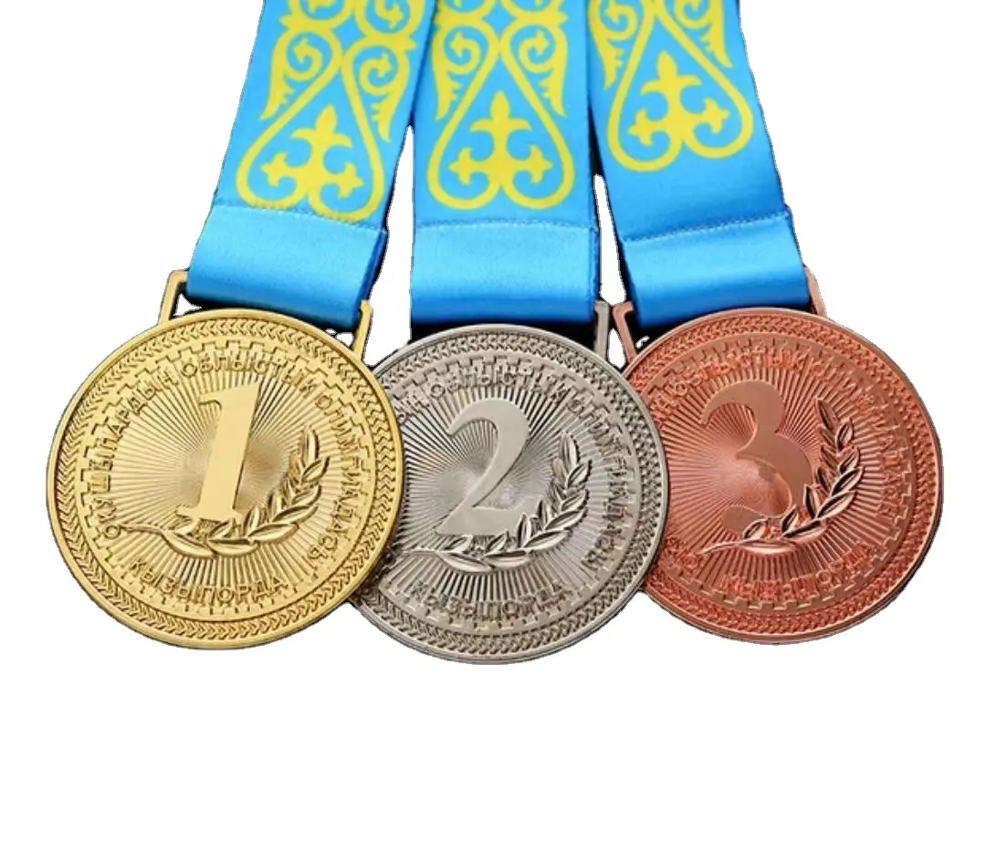Medallas de Metal personalizadas, accesorio de esmalte suave de aleación de Zinc, bolsa americana, deporte creativo, OEM, cinta del Norte, Logo, estilo de embalaje, acabado, técnica de juegos