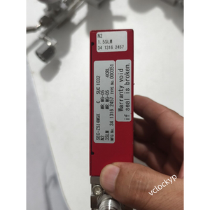 ใหม่ HORIBA STEC SEC-Z514MGX N2 300SCCM MASS FLOW CONTROLLER MFC มือสอง - Product Image 1