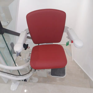 <span class=keywords><strong>Monte</strong></span>-<span class=keywords><strong>escalier</strong></span> électrique en acier robuste pour personnes âgées, accessibilité à domicile, mécanisme de traction, durable et facile à installer - Product Image 5