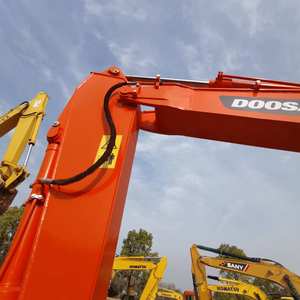 Excavadora Usada Doosan DH150LC-7 de 15 Toneladas, de Alta Calidad y Bajo Número de Horas de Trabajo, con Motor y Bomba para Construcción, en Venta - Product Image 4