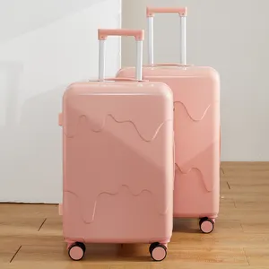 2023 लक्जरी सूट मामले trolly बैग यात्रा बैग सामान स्मार्ट सामान ट्राली के साथ कप धारक और चार्ज पोर्ट थोक सूटकेस