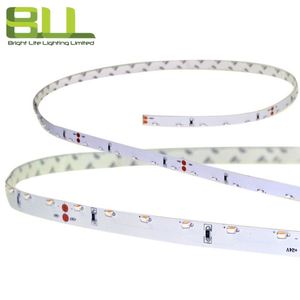 แถบไฟ <span class=keywords><strong>LED</strong></span> มุมมองด้านข้างแถบ60LED SMD3014 24V แบบยืดหยุ่นสำหรับตกแต่งตู้บ้าน