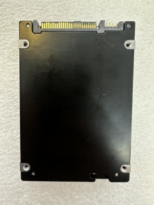 For 5562819-A SFB5G-M960SS KPM51VUG960G 960G SAS <b>SSD</b> 12Gb/s 2.5inch Solid State Drive 5562819-A SFB5G-M960SS <b>SSD</b> - Product Image 4