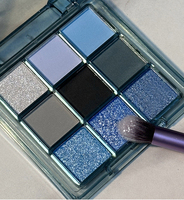 Palette de fards à paupières 9 couleurs aux pigments naturels, produits cosmétiques, fard à paupières scintillant mat haute pigmentation, poudre de fard à paupières, logo personnalisé, maquillage