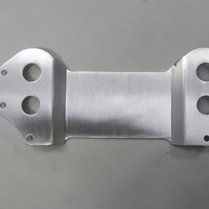 ท่อไอเสียกลางเดี่ยวขนาด 4.5 นิ้ว ทำจากสแตนเลส SS304 สำหรับ BMW G8X M3 M4 G80 S58 พร้อมแผ่นยึดด้านหลัง - Product Image 6