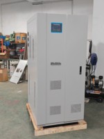 Stabilisateur de tension automatique CA 300 kVA du fabricant, régulateur de puissance à servomoteur triphasé 50 kVA 380 V 400 V en cuivre