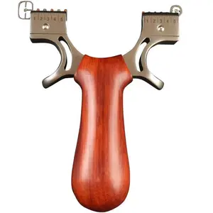 钢木结合不锈钢弹弓实木手柄。出色的手感，可拆卸的分体式设计