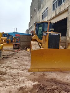 Bulldozer Usado Caterpillar D5M XL, Motor Cummins de 50 HP, Capacidad de Empuje de 4 m, Equipo de Construcción de Tipo Oruga de 5000 kg - Product Image 5
