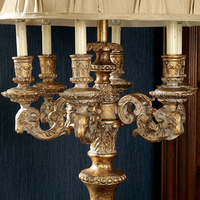 Lampe sur pied élégante en laiton doré, éclairage vertical pour hall d'hôtel de luxe, villa, salon