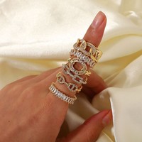 Fournisseur chinois, nouvelle marque, cadeau de récompense exquis, anneaux en jade à la mode en alliage personnalisé, bijoux pour femmes